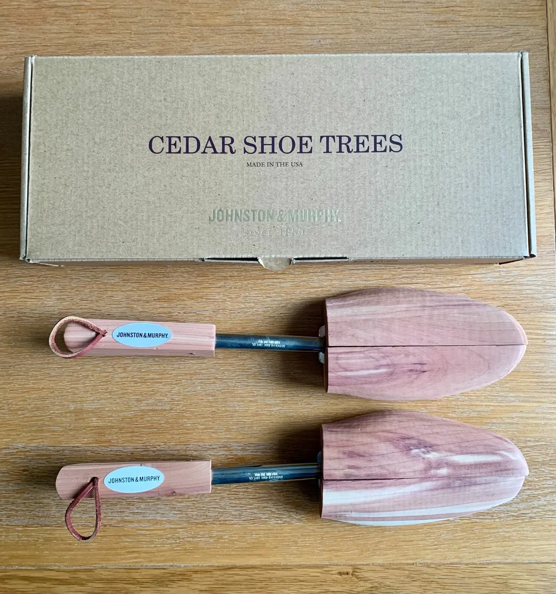Johnston & Murphy Cedar Shoe Trees