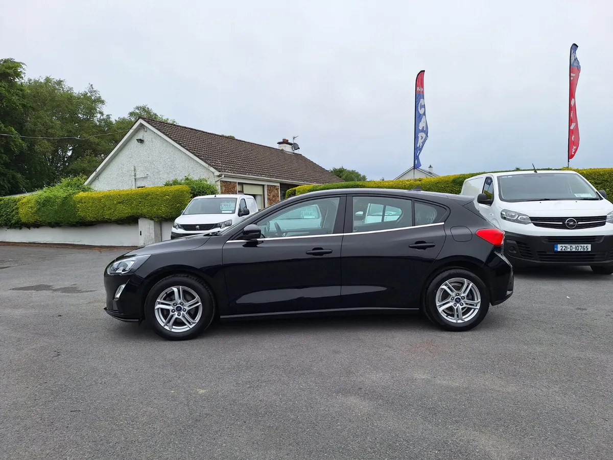 Focus  Zetec 1.5 Tdci *High Spec/Immaculate - Image 4