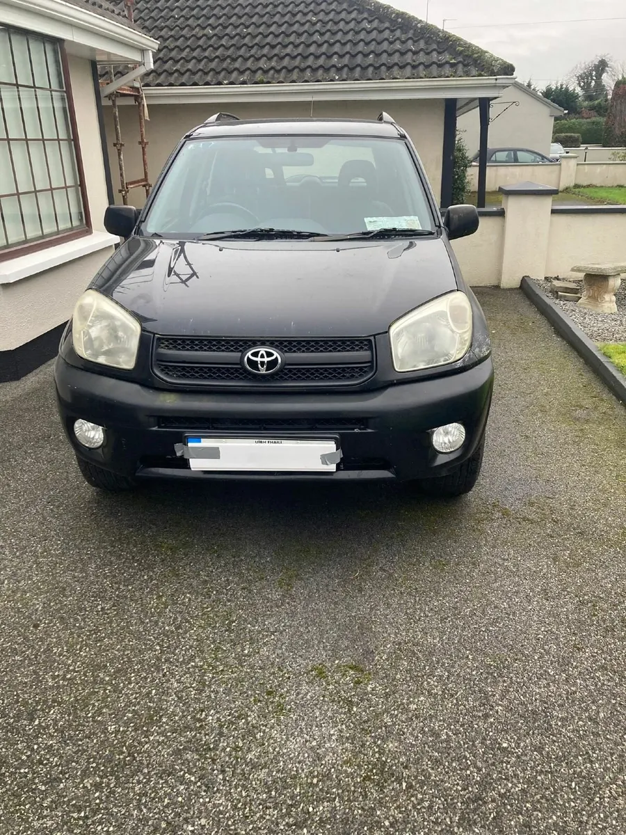 Toyota RAV4 2005 - Image 1
