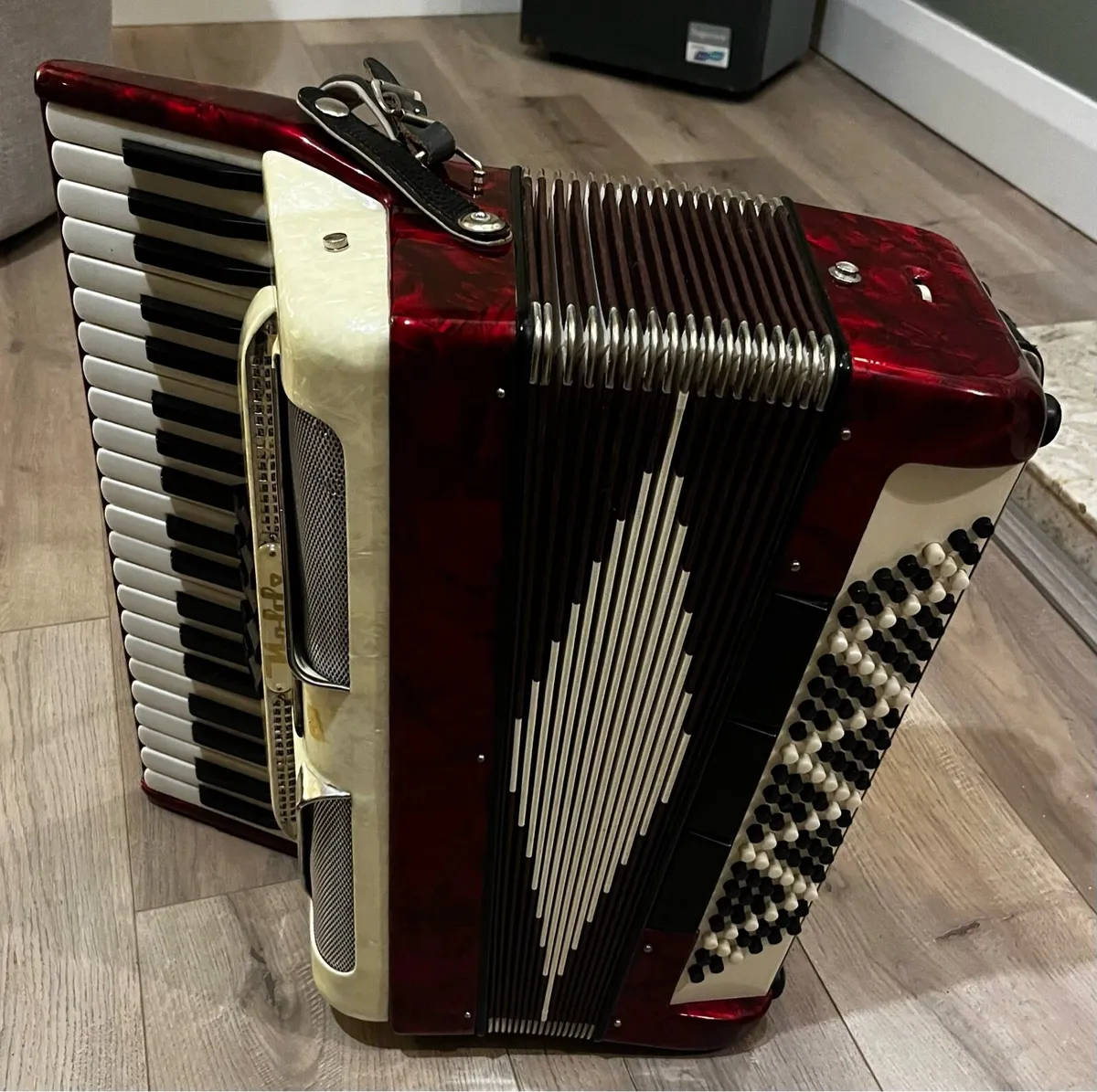 Noble 120 Bass Piano Accordion - Image 2