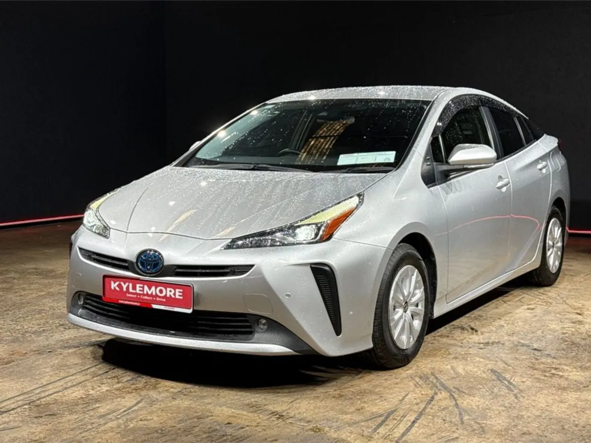 Toyota Prius 1.8 Hybrid Automatic - Cruise Contro - Image 2