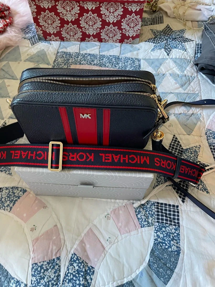 New Micheal kors small tape camera handbag - Image 3
