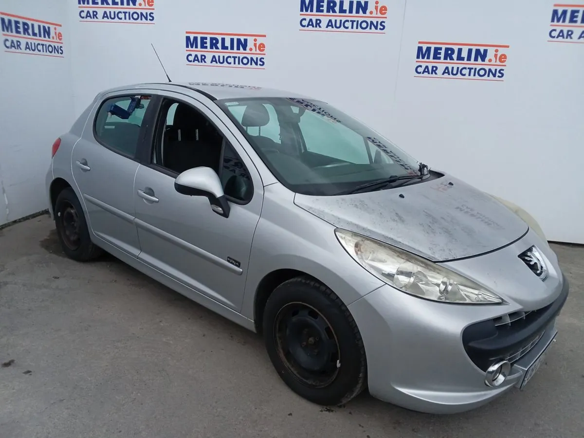 Peugeot 207 1.4 M-play 73bhp - Image 2