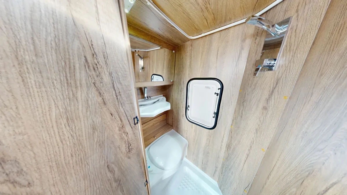 Brand New Caravan N126NTL - Image 2