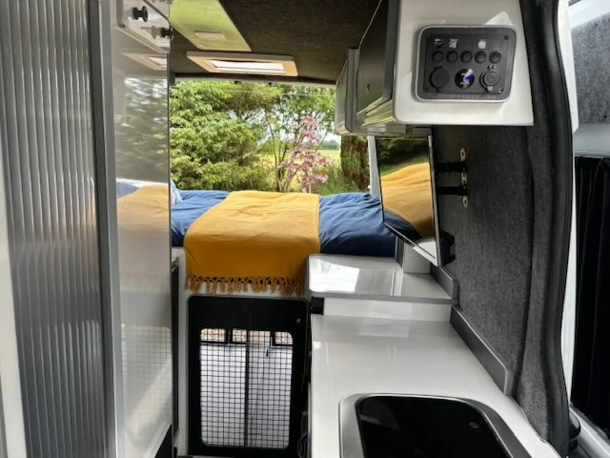 Renault Master  Camper Van For Sale - Image 3