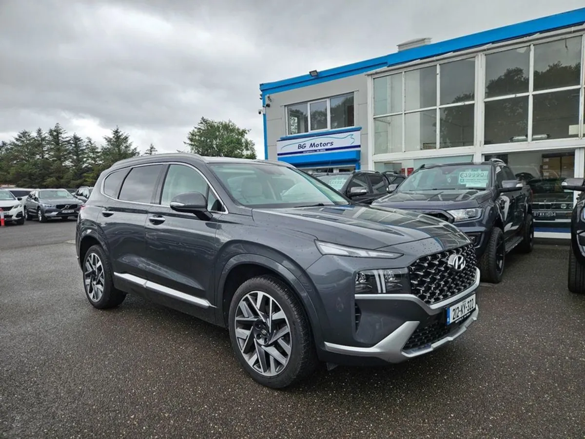 Hyundai Santa Fe 4WD Executive Plus 5DR Auto - Image 1