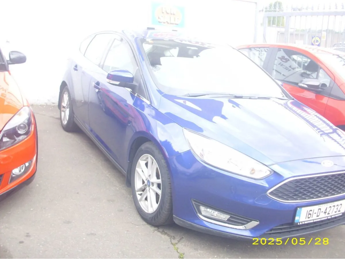 Ford Focus Style 1.5 TD 120PS Power Powershift - Image 2