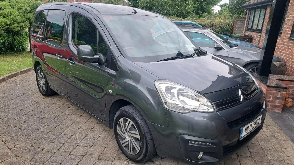 CITREON  BERLINGO MULTISPACE 2018 1.6 DSL  MINT - Image 2