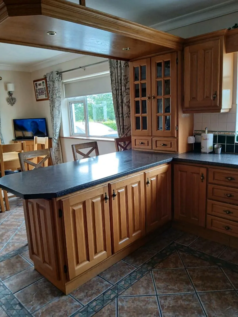Solid Oak Kitchen - Image 1