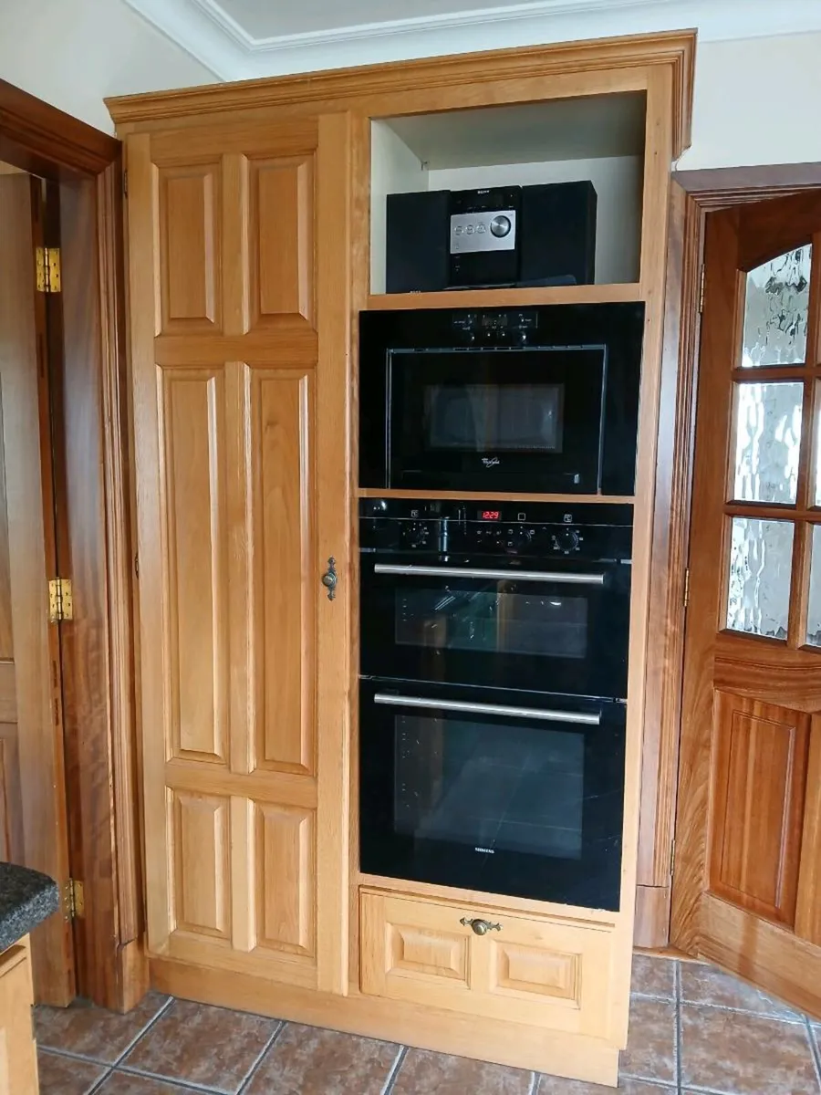 Solid Oak Kitchen - Image 2
