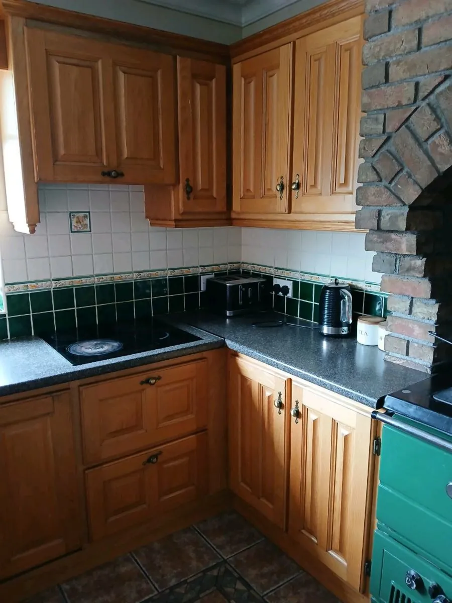 Solid Oak Kitchen - Image 3