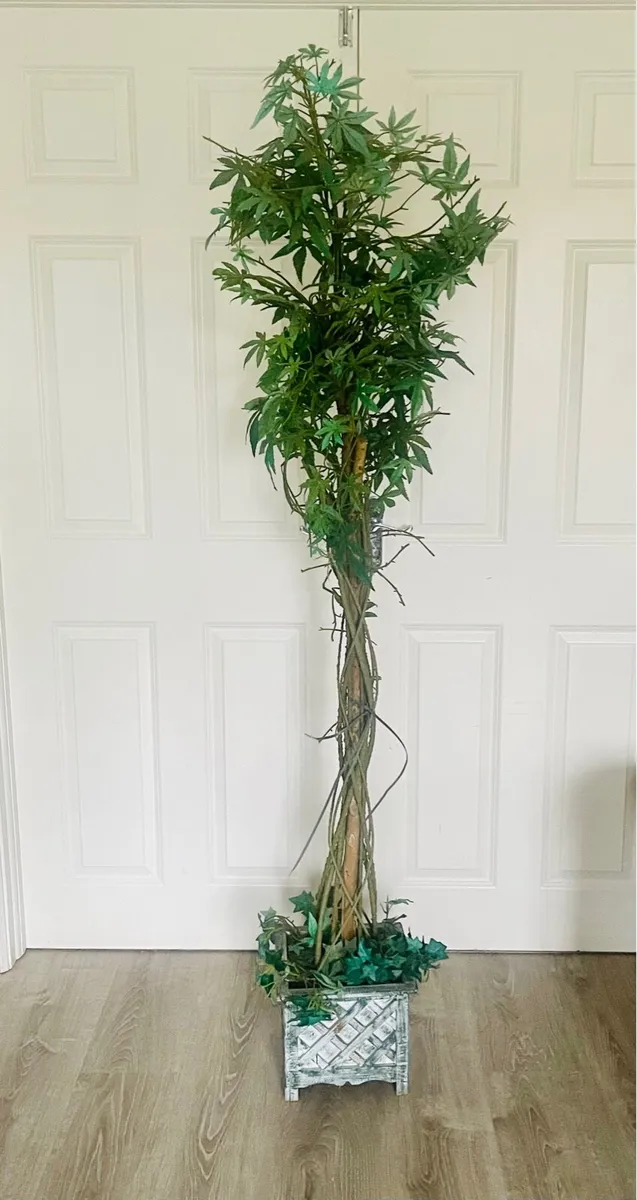 Artificial tree - Image 3