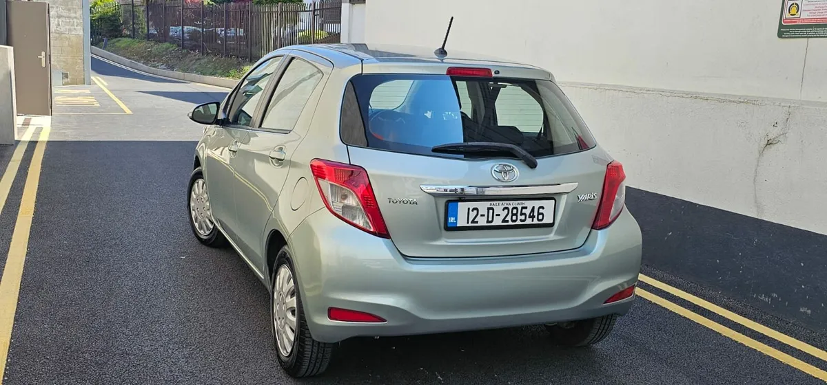 Toyota yaris 1.0 low Millage - Image 3