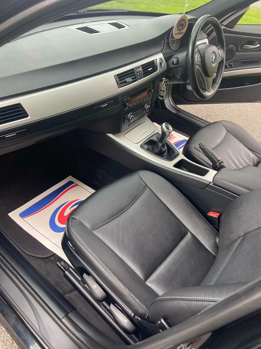 BMW 320 D - Image 4