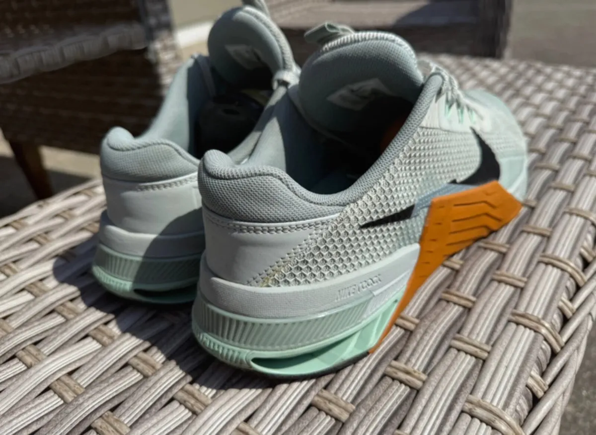 Nike met con 7 indoor trainers uk size 11 - Image 3
