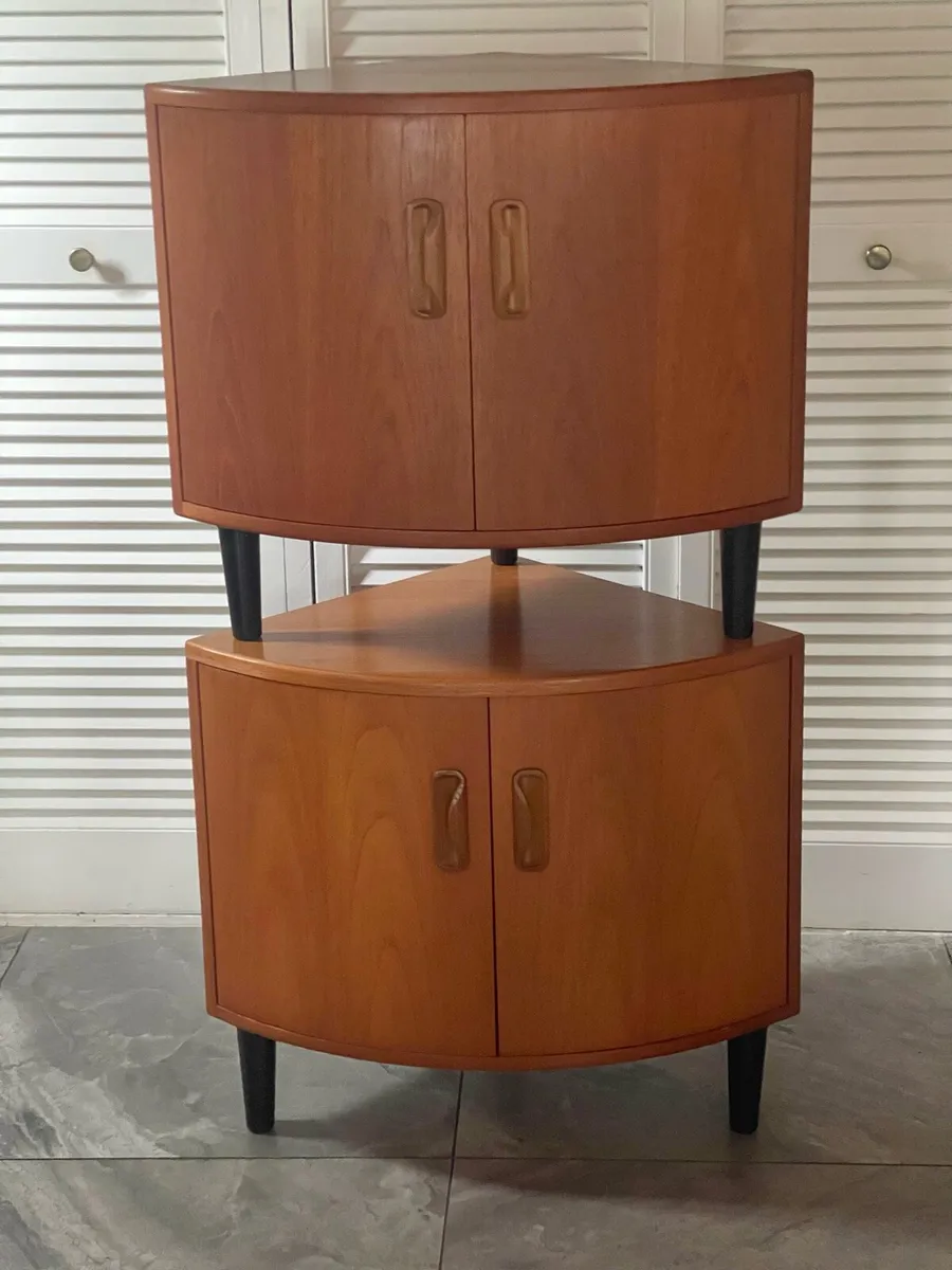 Mid century G Plan bedsides - Image 4