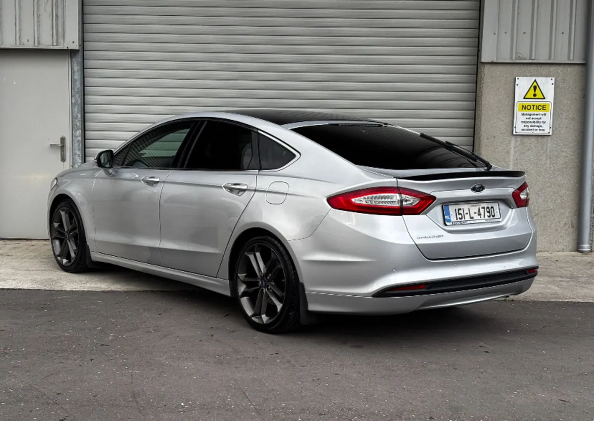 2015 Ford Mondeo 1.6 TDCI Titanium *pan roof - Image 4