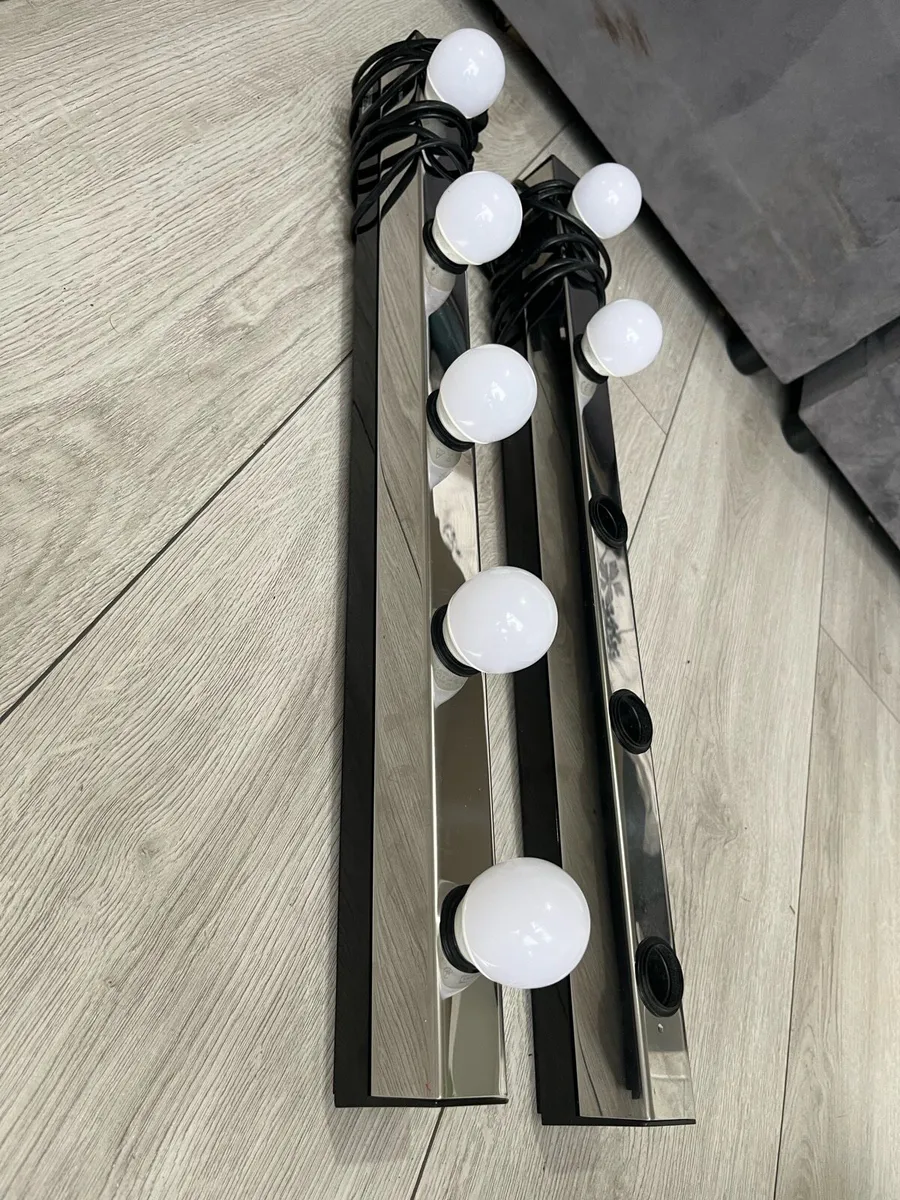 Vanity lights - Image 2