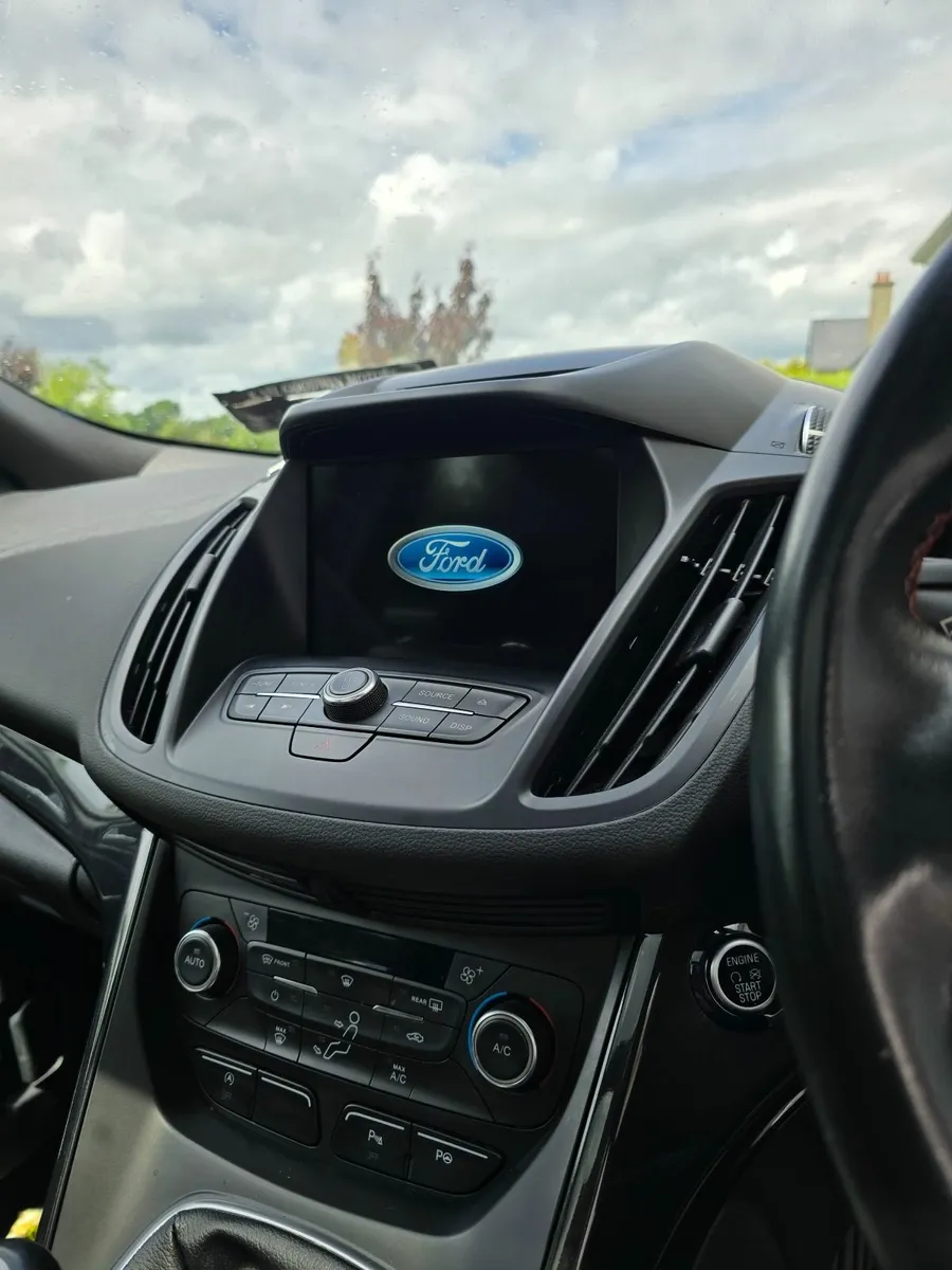 Ford Kuga 2018 - Image 2