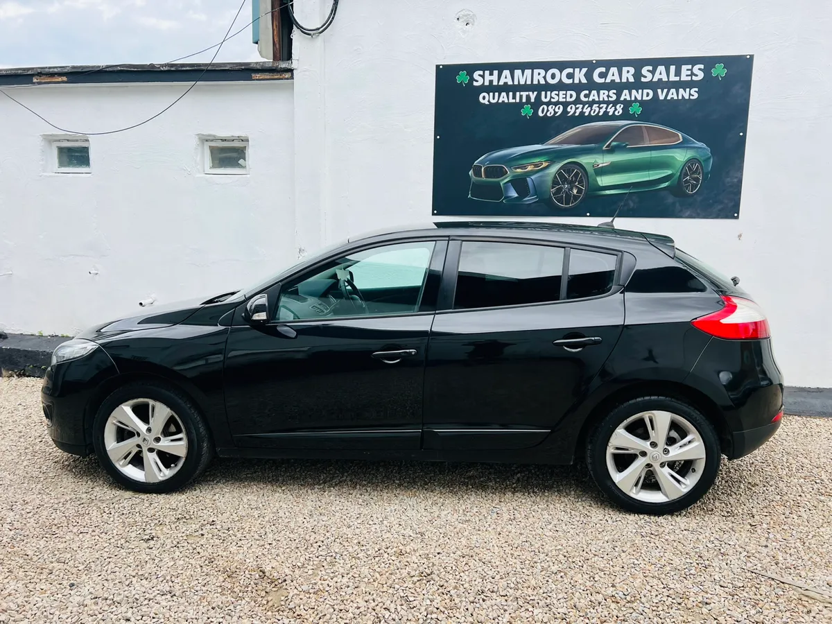 2012 Renault Megane 1.5 Dci Dynamic *Low miles* - Image 2
