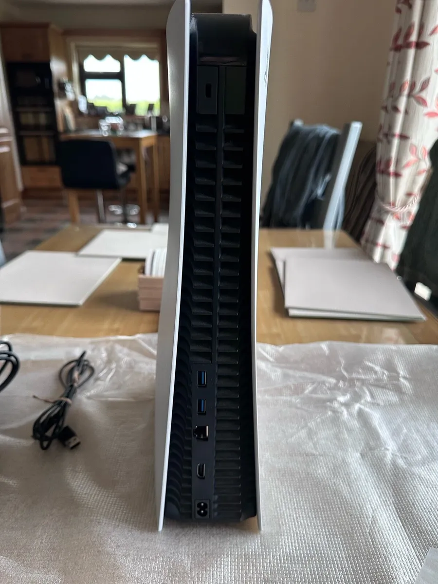 Ps5 Disc 825GB - Image 3