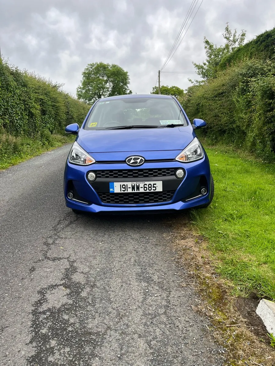 Hyundai i10 Deluxe 2019 - Image 3