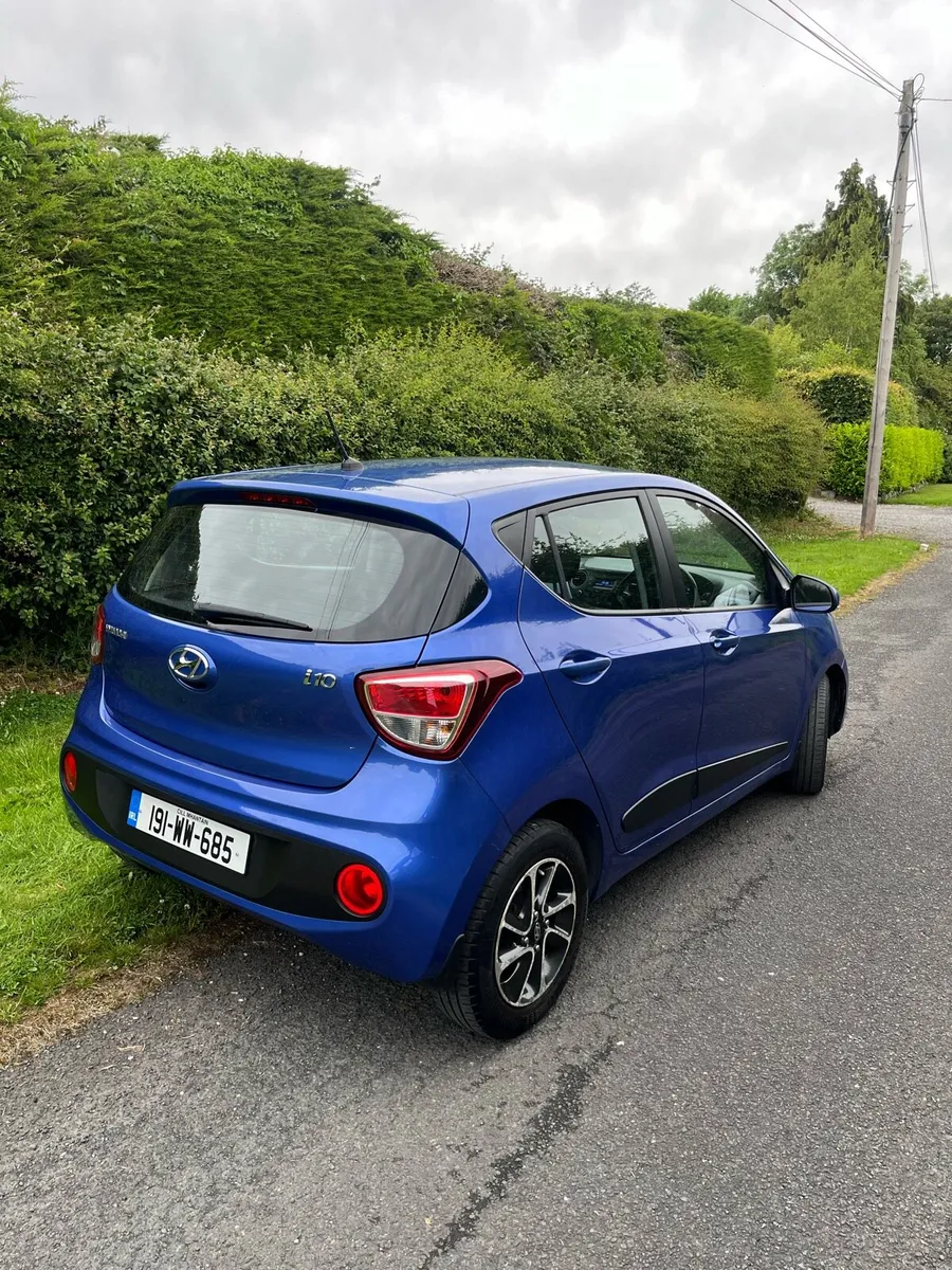 Hyundai i10 Deluxe 2019 - Image 4