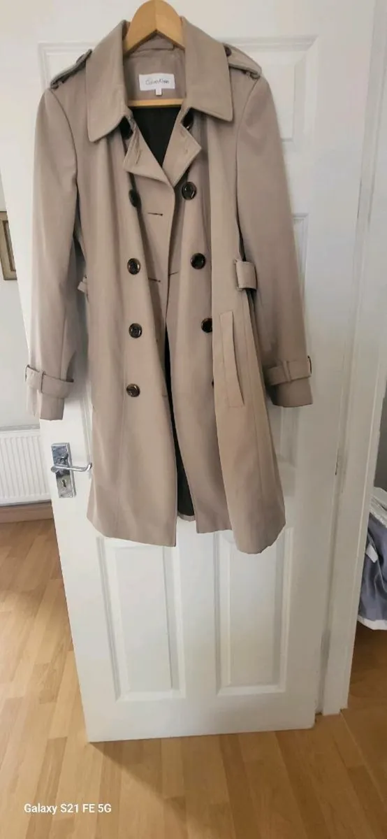 Calvin Klein Trench Coat - Image 4