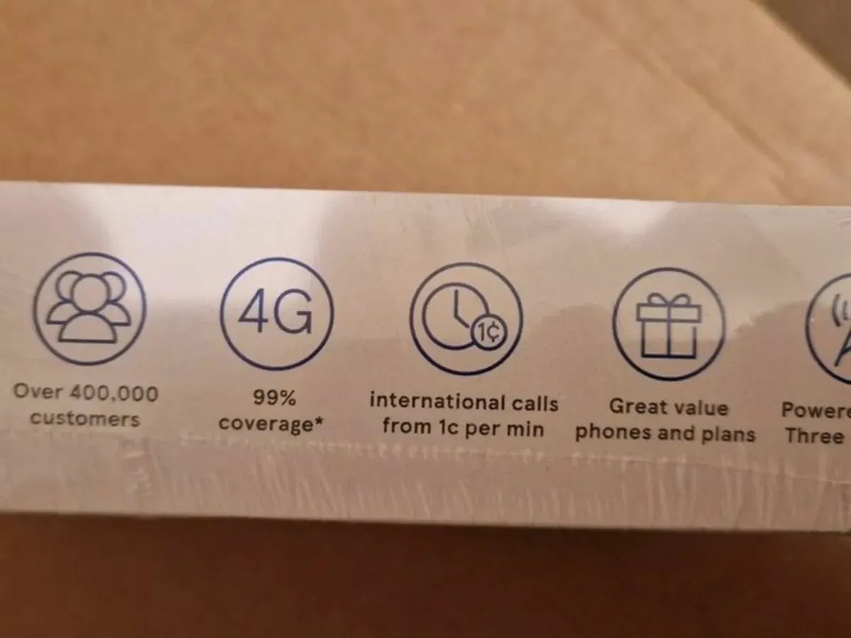 TCL 40SE Smart Phone, 128GB, On Tesco Network - Image 4