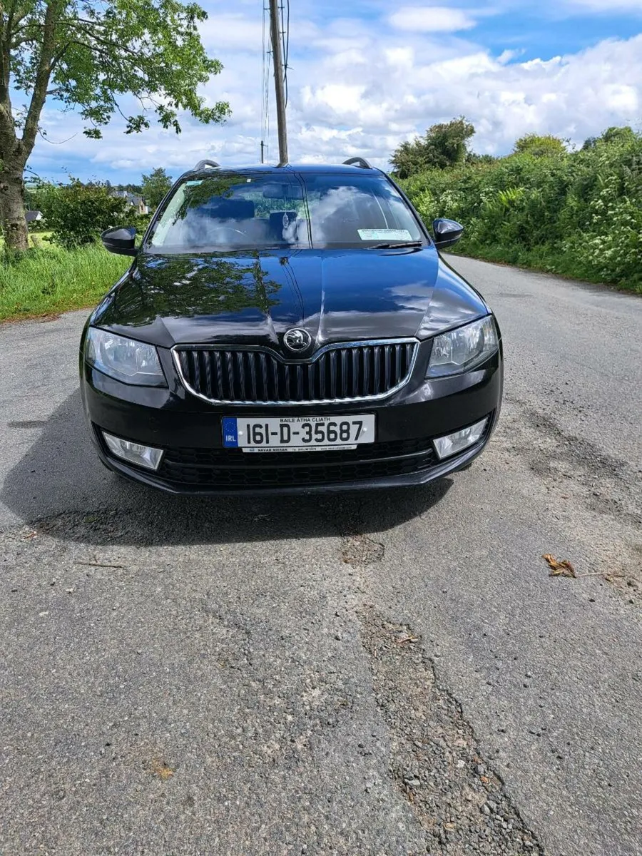 161 Skoda Octavia Estate Diesel - Image 4