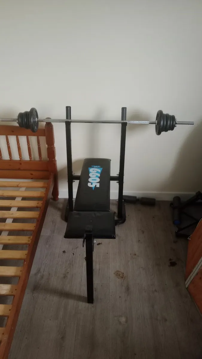 Weight bench