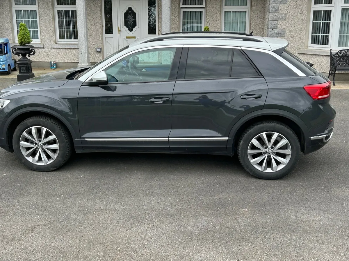 Volkswagen t-roc - Image 4