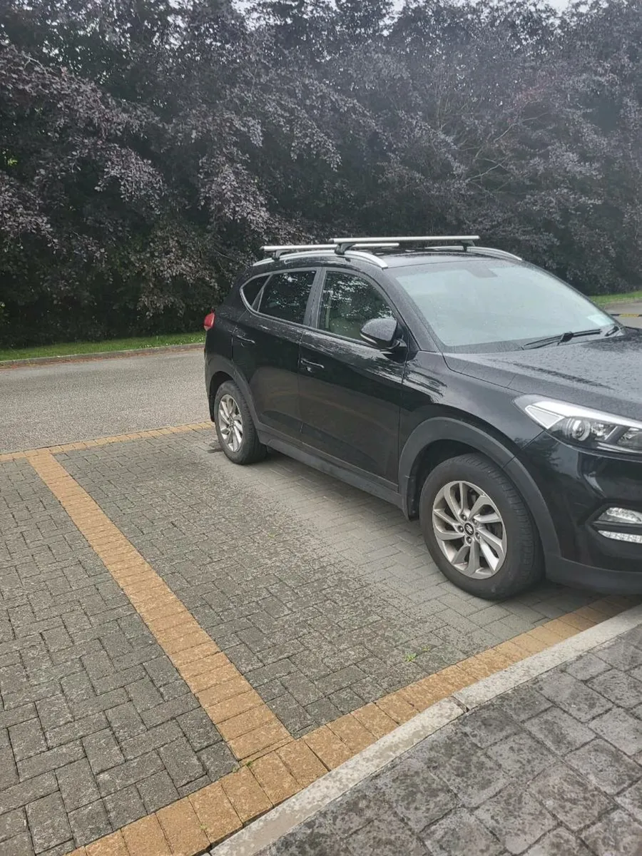 Car - Image 1