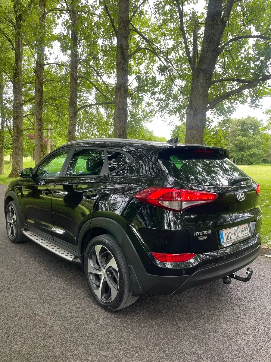 2018 Hyundai Tuscon Executive - Image 3