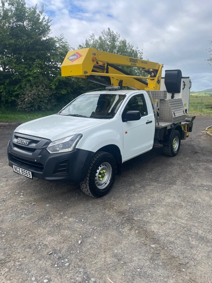 Isuzu Dmax Versalift - Image 1