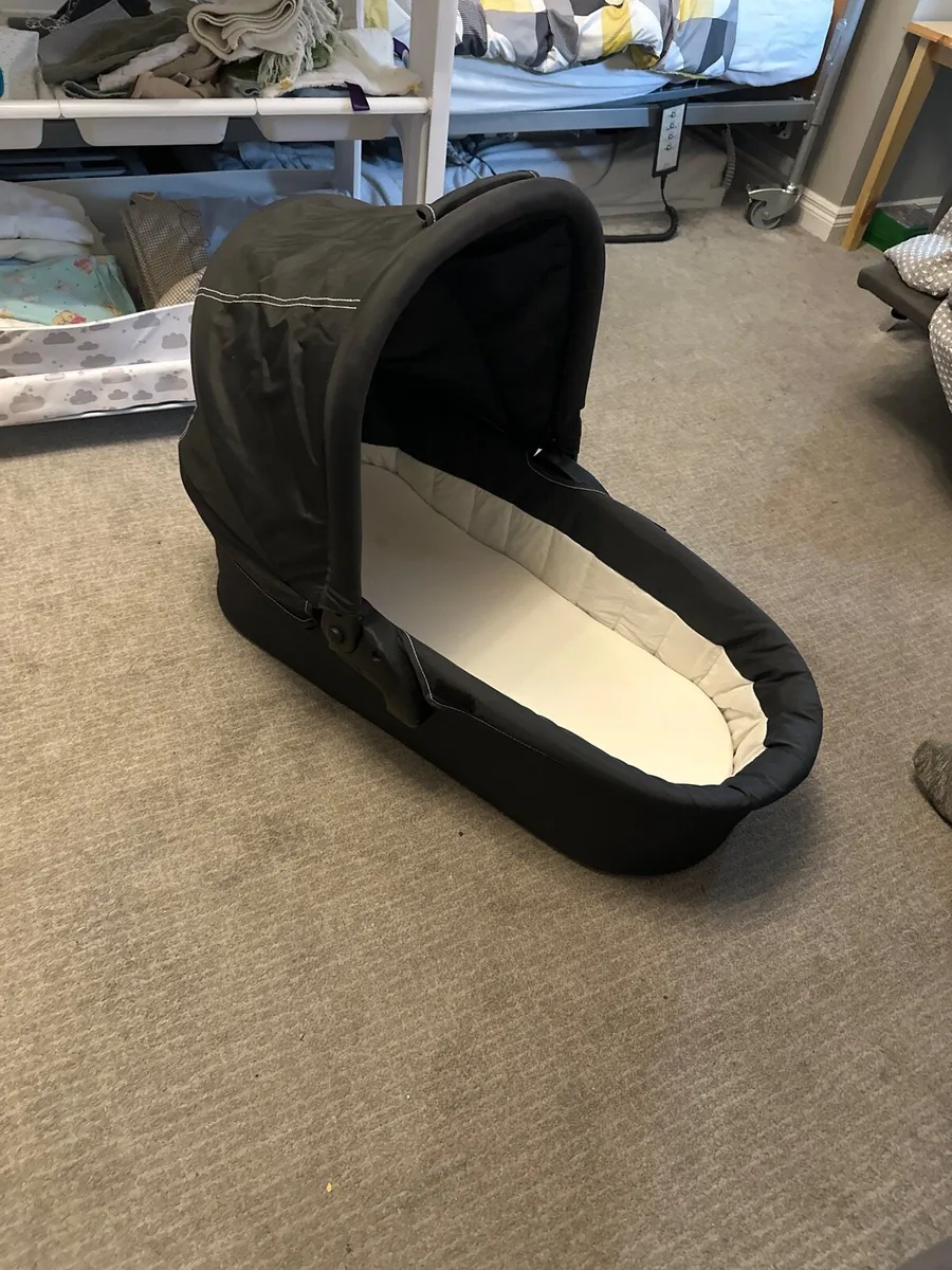 Baby basket - Image 1