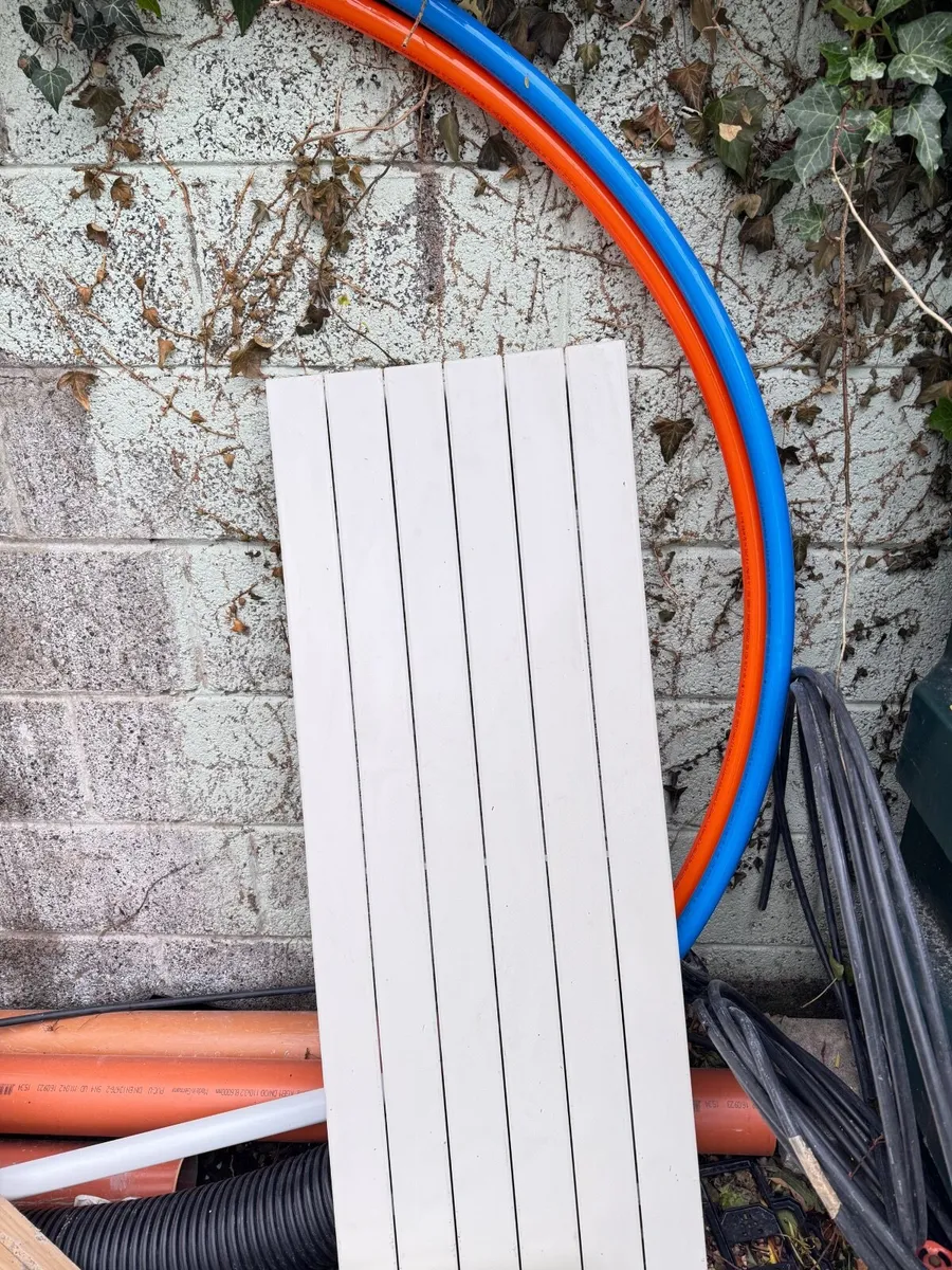 Vertical radiator