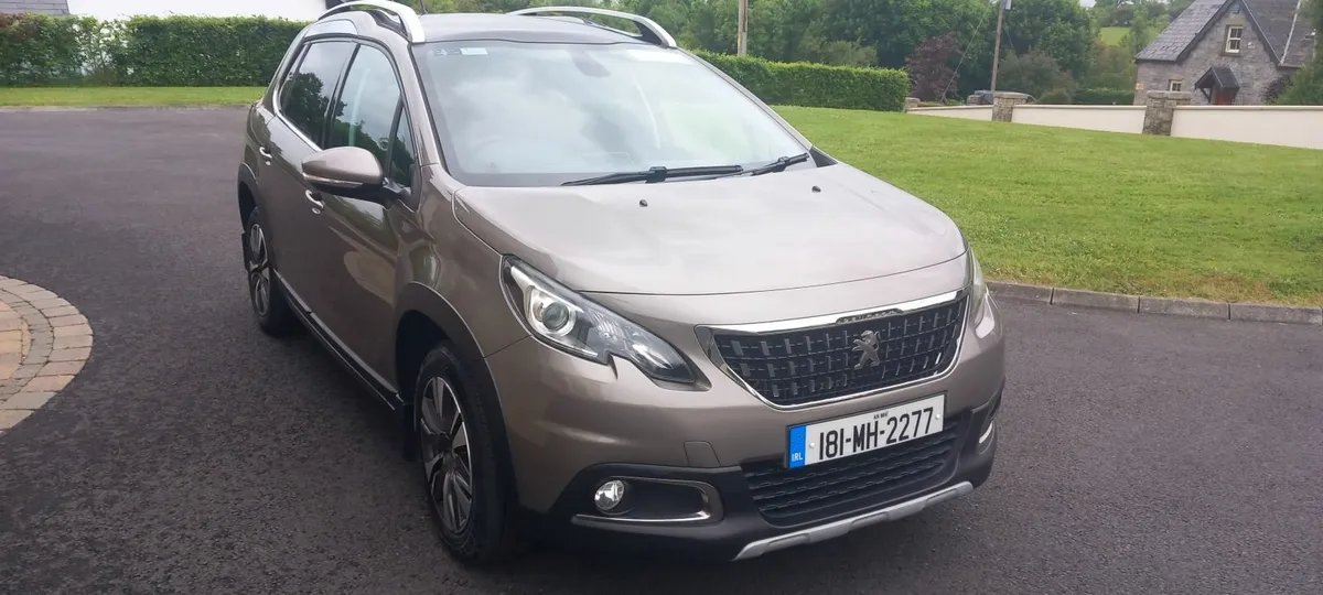 Peugeot 2008 Allure 1.6 Blue HDI - Image 2