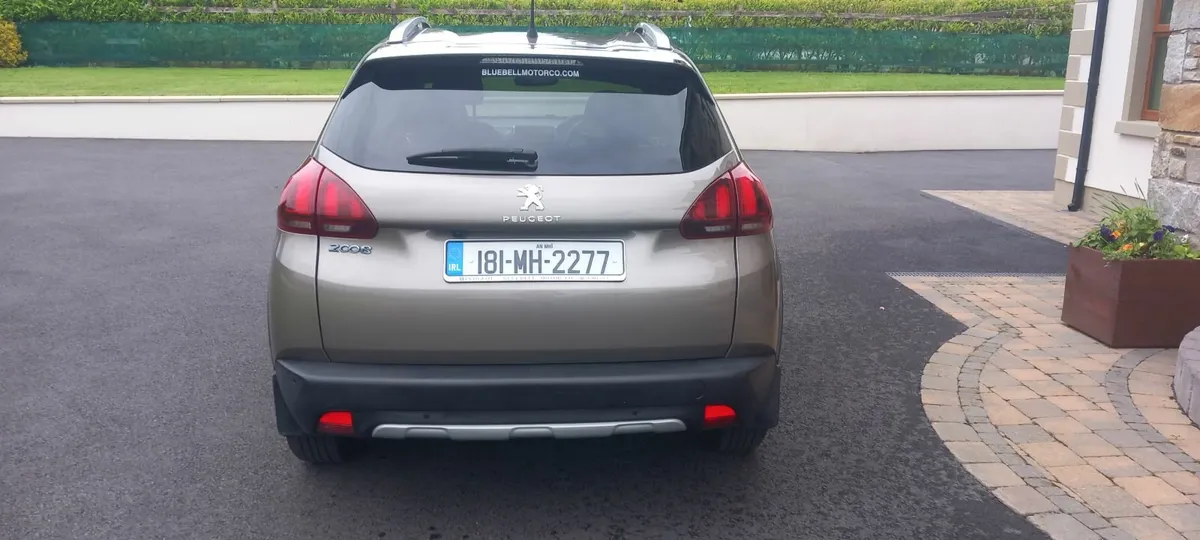 Peugeot 2008 Allure 1.6 Blue HDI - Image 4