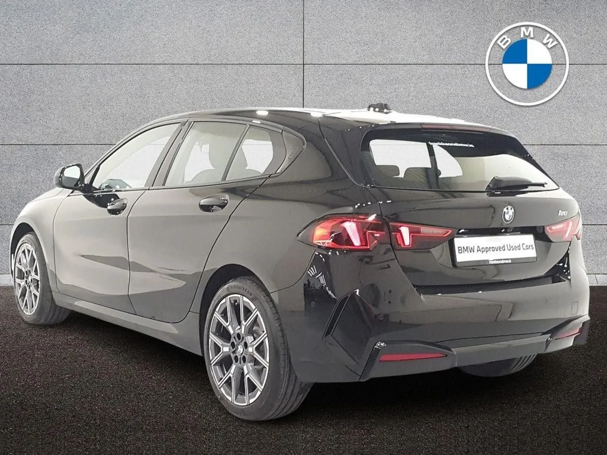 BMW 1 Series 120 Sport - Image 3