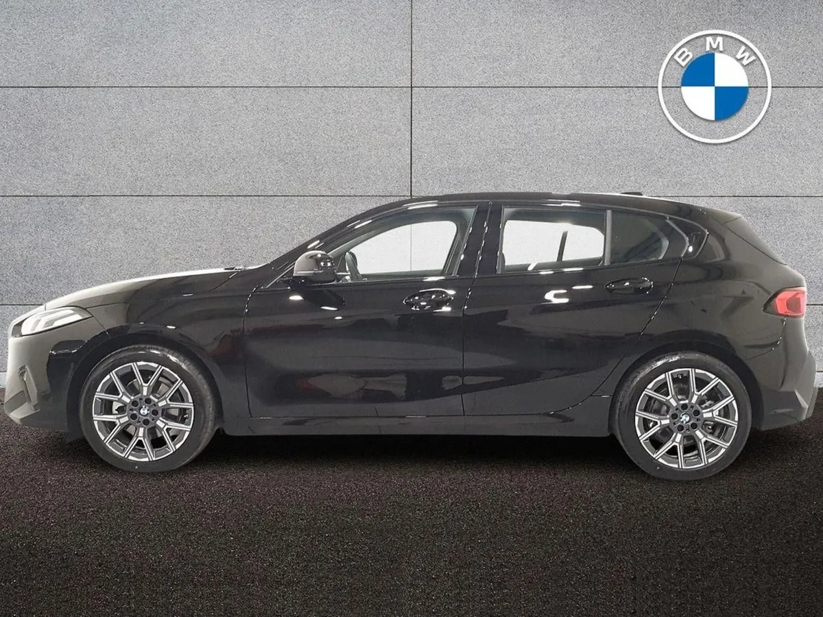 BMW 1 Series 120 Sport - Image 4