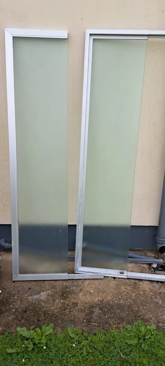 Ceramic Shower tray and doors - Image 2