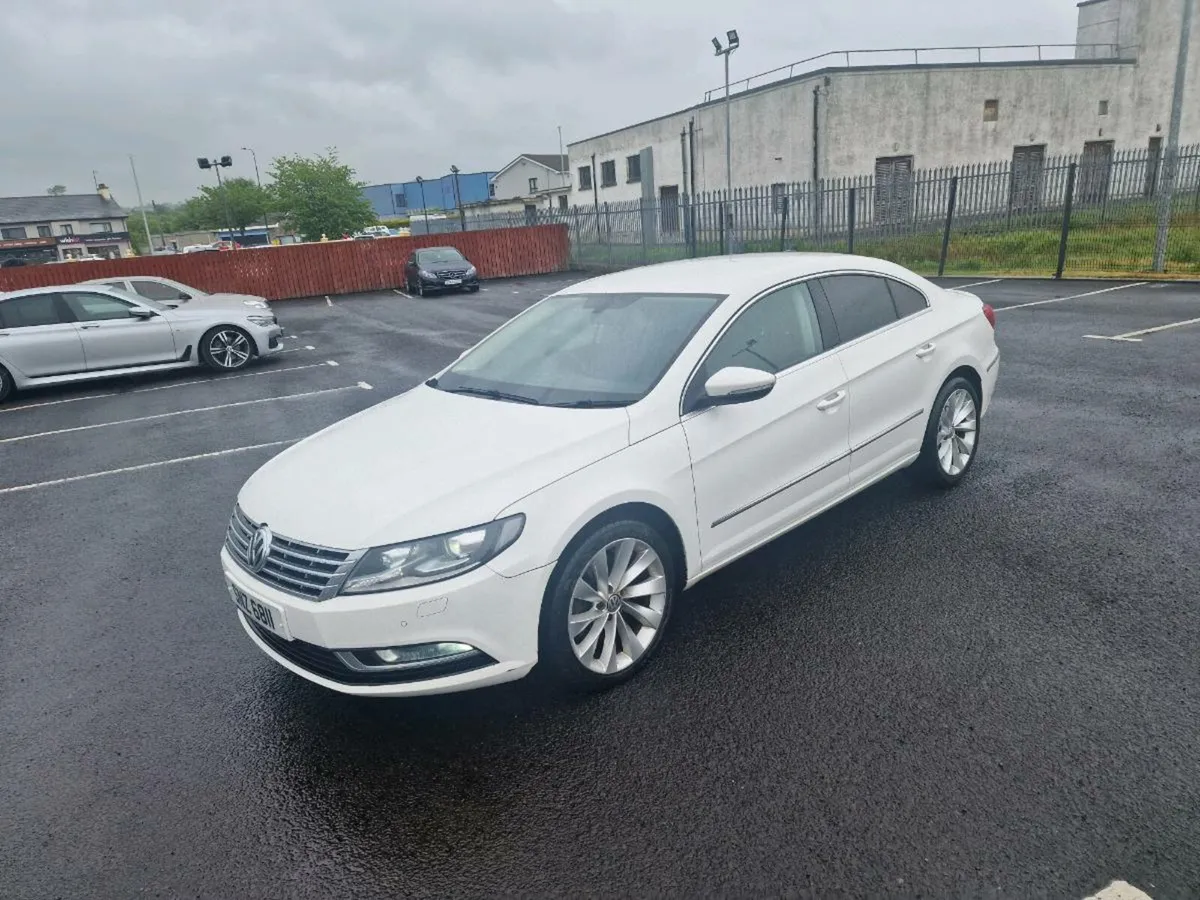 2013 Volkswagen passat cc GT model - Image 3