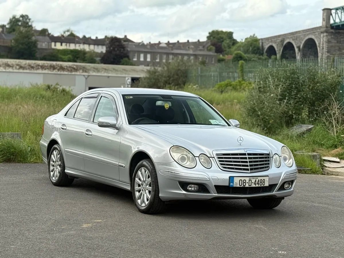 Mercedes E200 Kompressor Automatic - Image 3