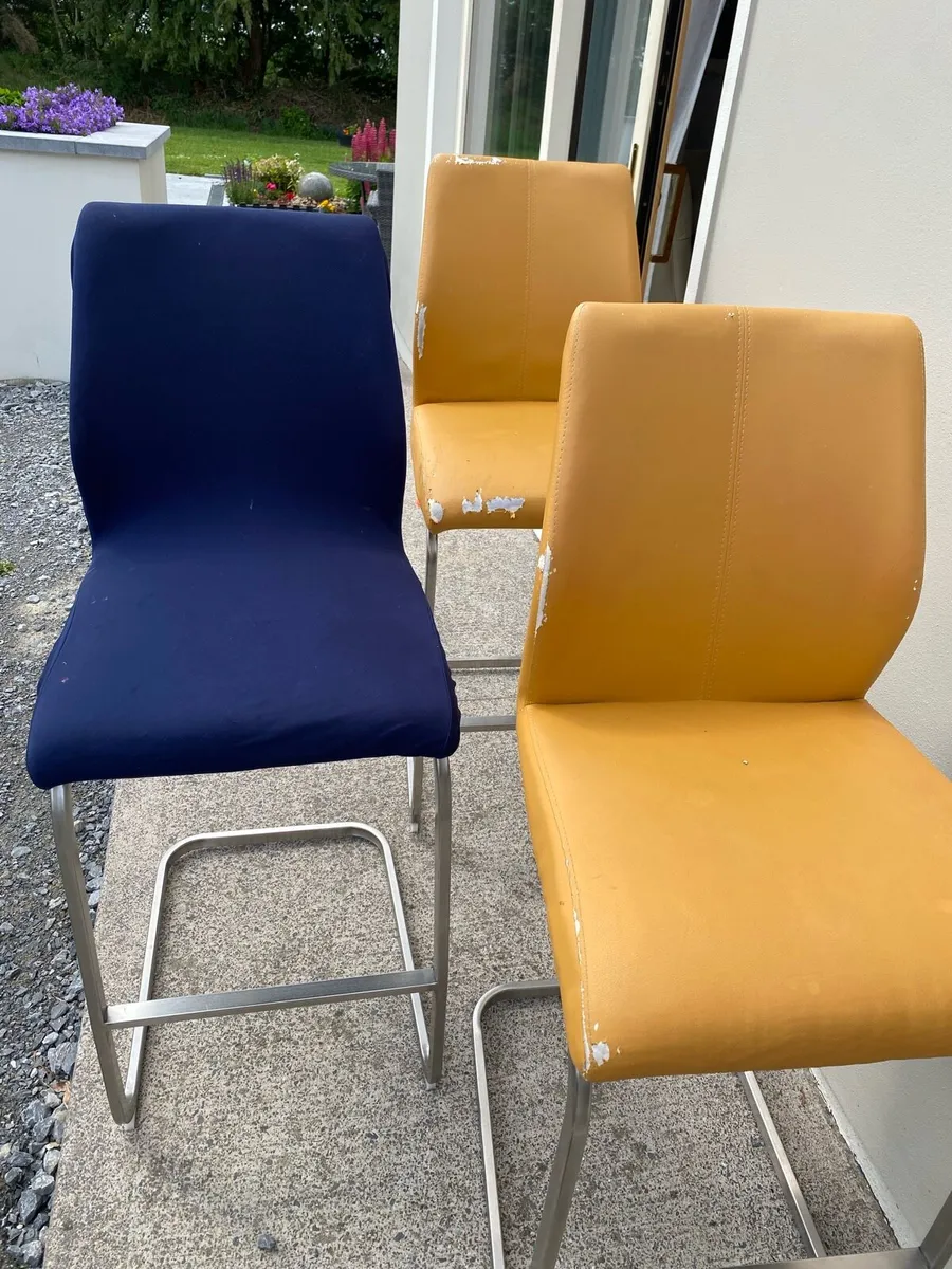 Bar stools - Image 1