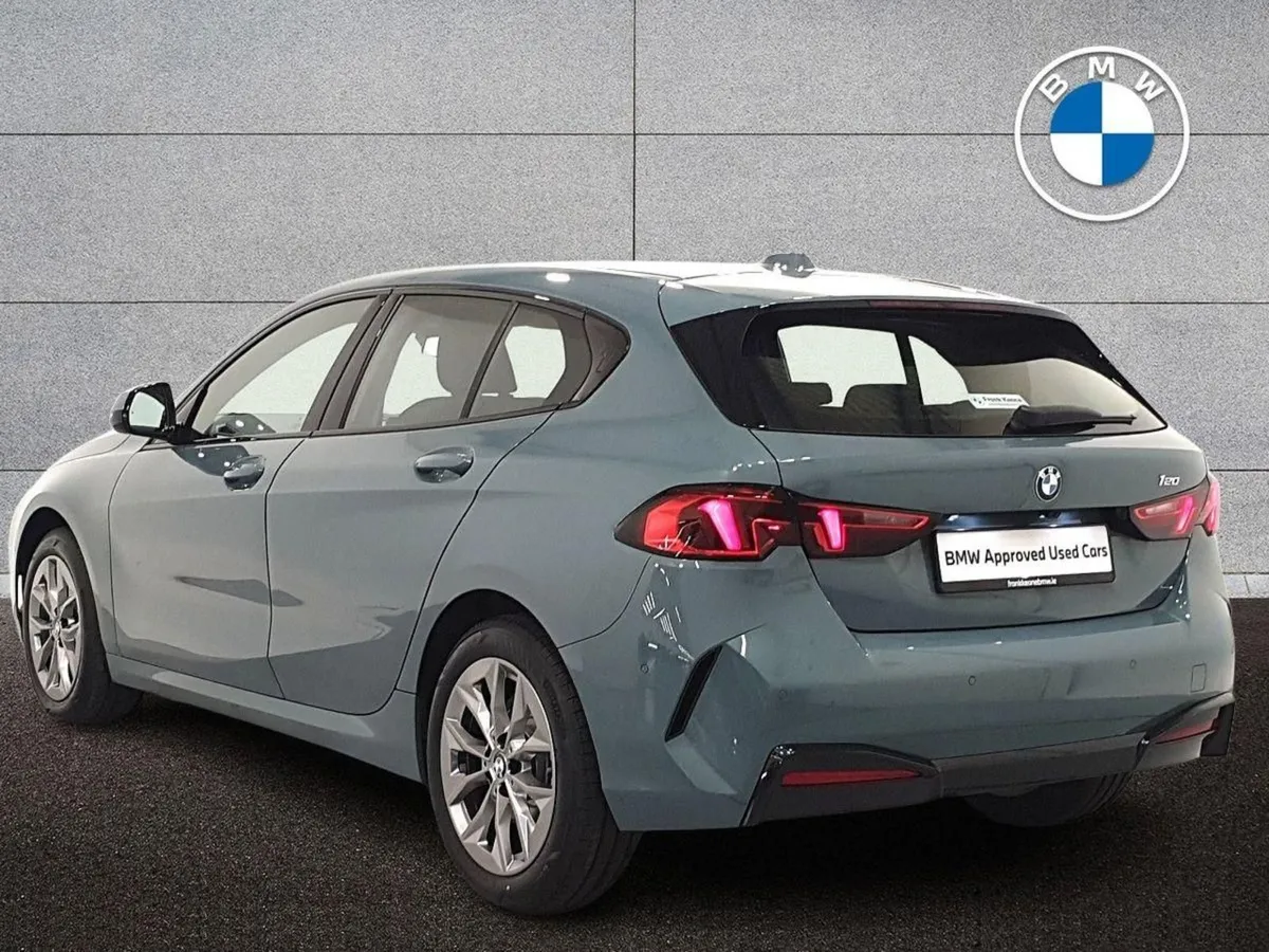 BMW 1 Series 120 Sport - Image 3