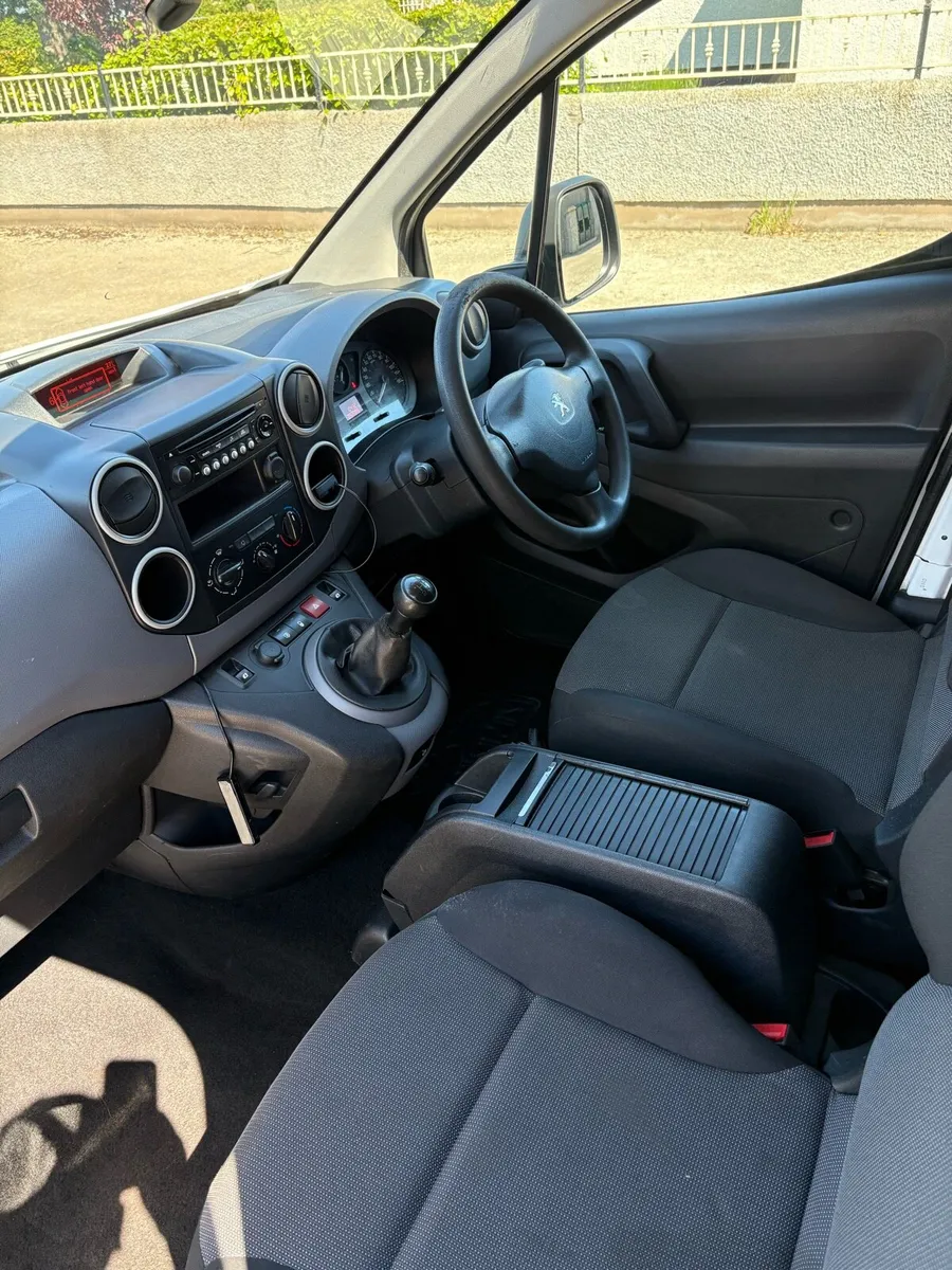Peugeot partner Van - Image 4