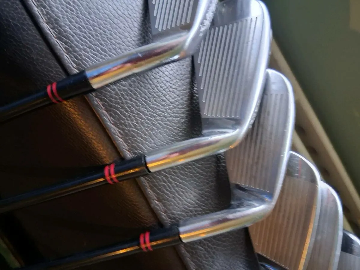 Left hand golf clubs - Image 2
