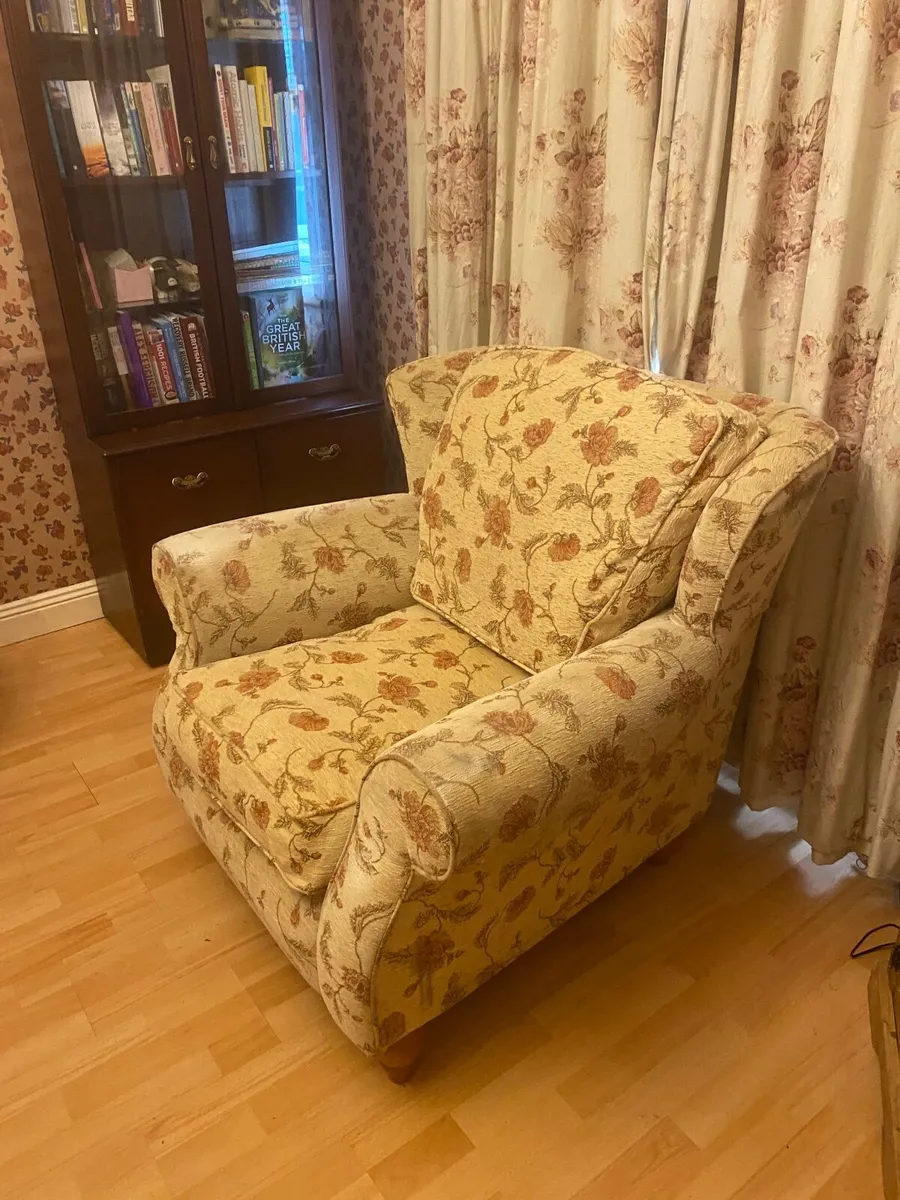 Laura Ashley armchair - Image 4