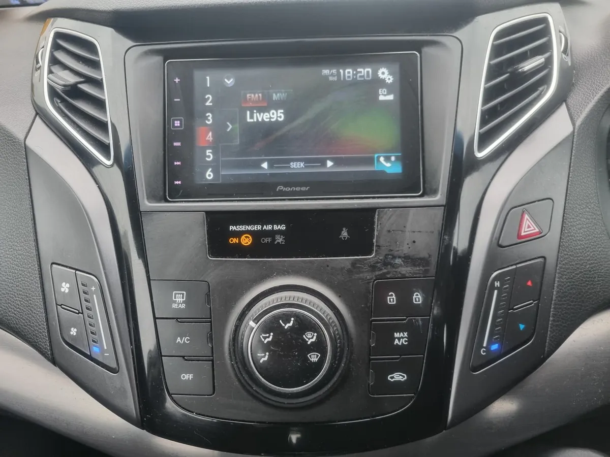 Hyundai i40 2013 - Image 1